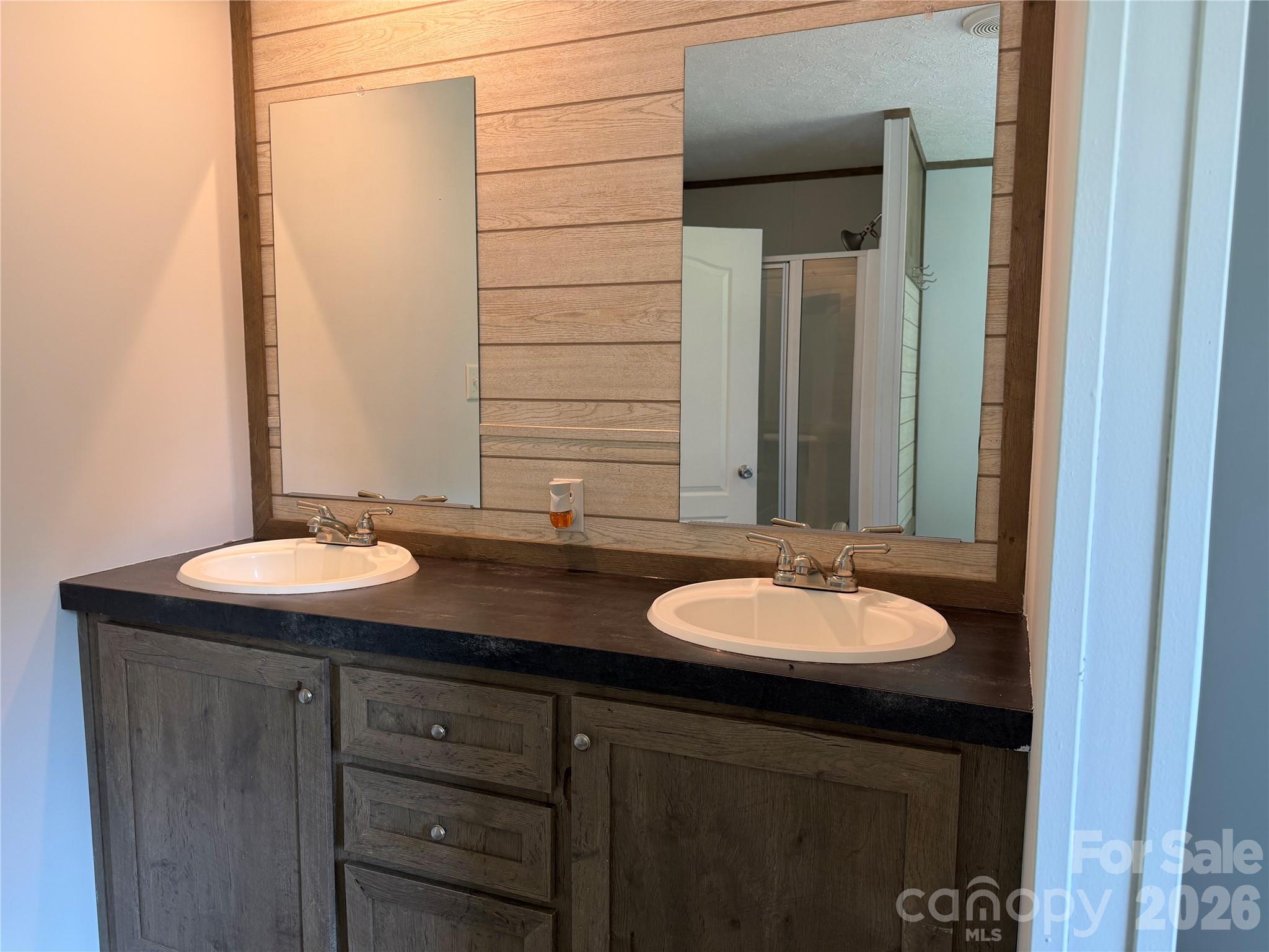 1003 Lavender Road