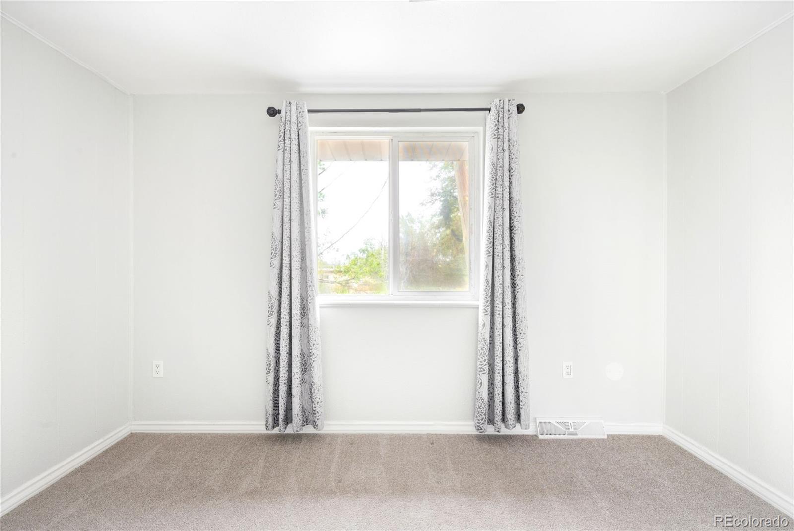 6550 W 14 Avenue Unit: 36