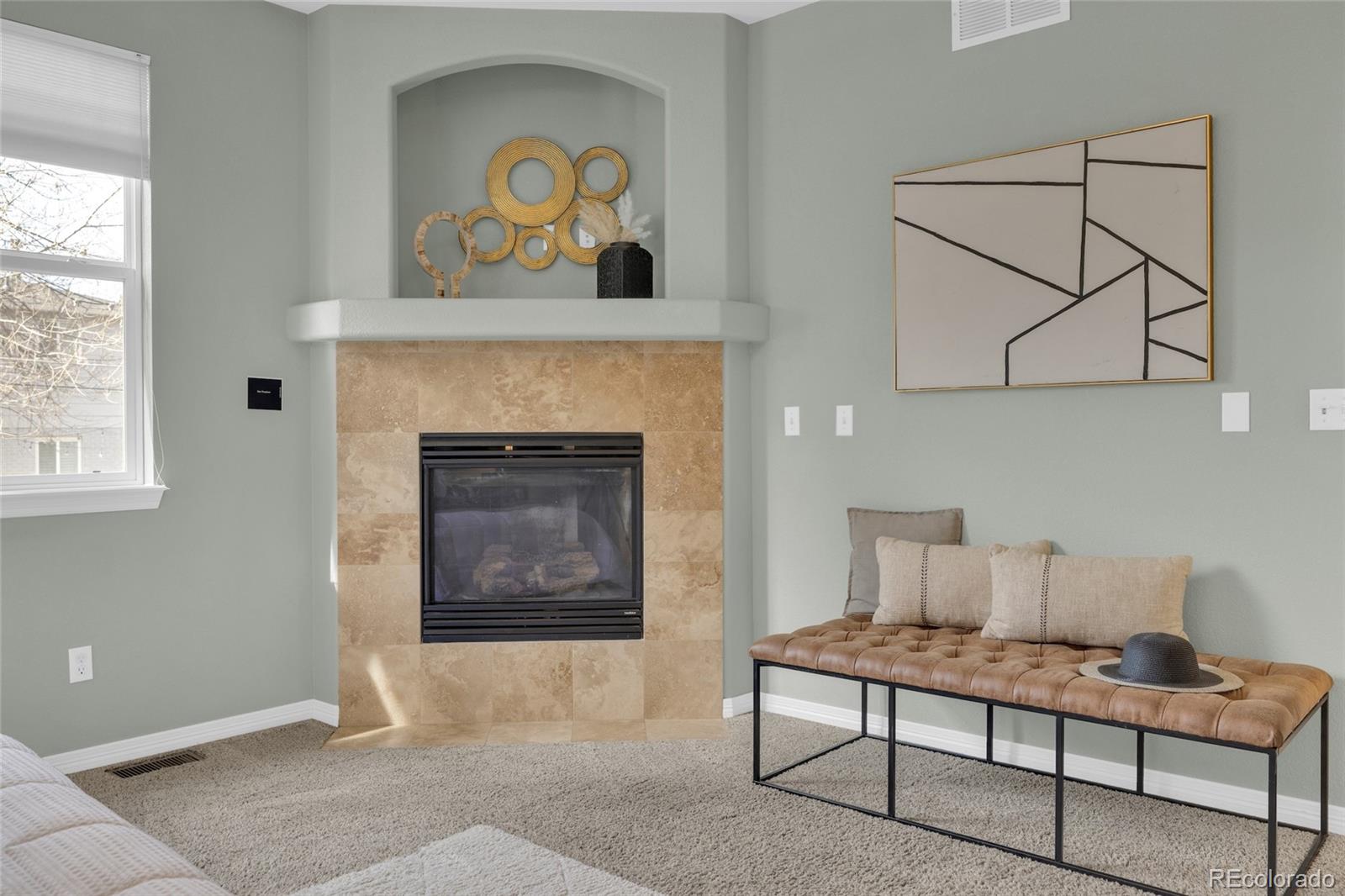 1701 S Poplar