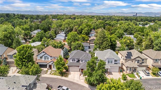 1701 S Poplar