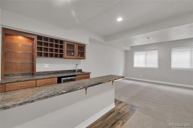 1701 S Poplar