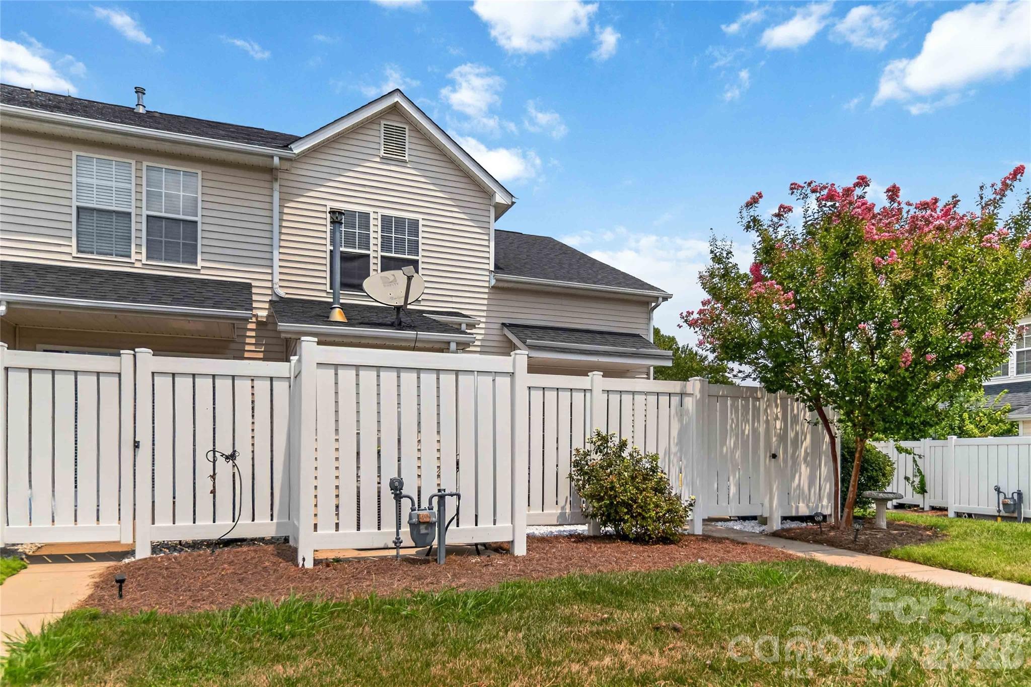 4131 Center Place Drive