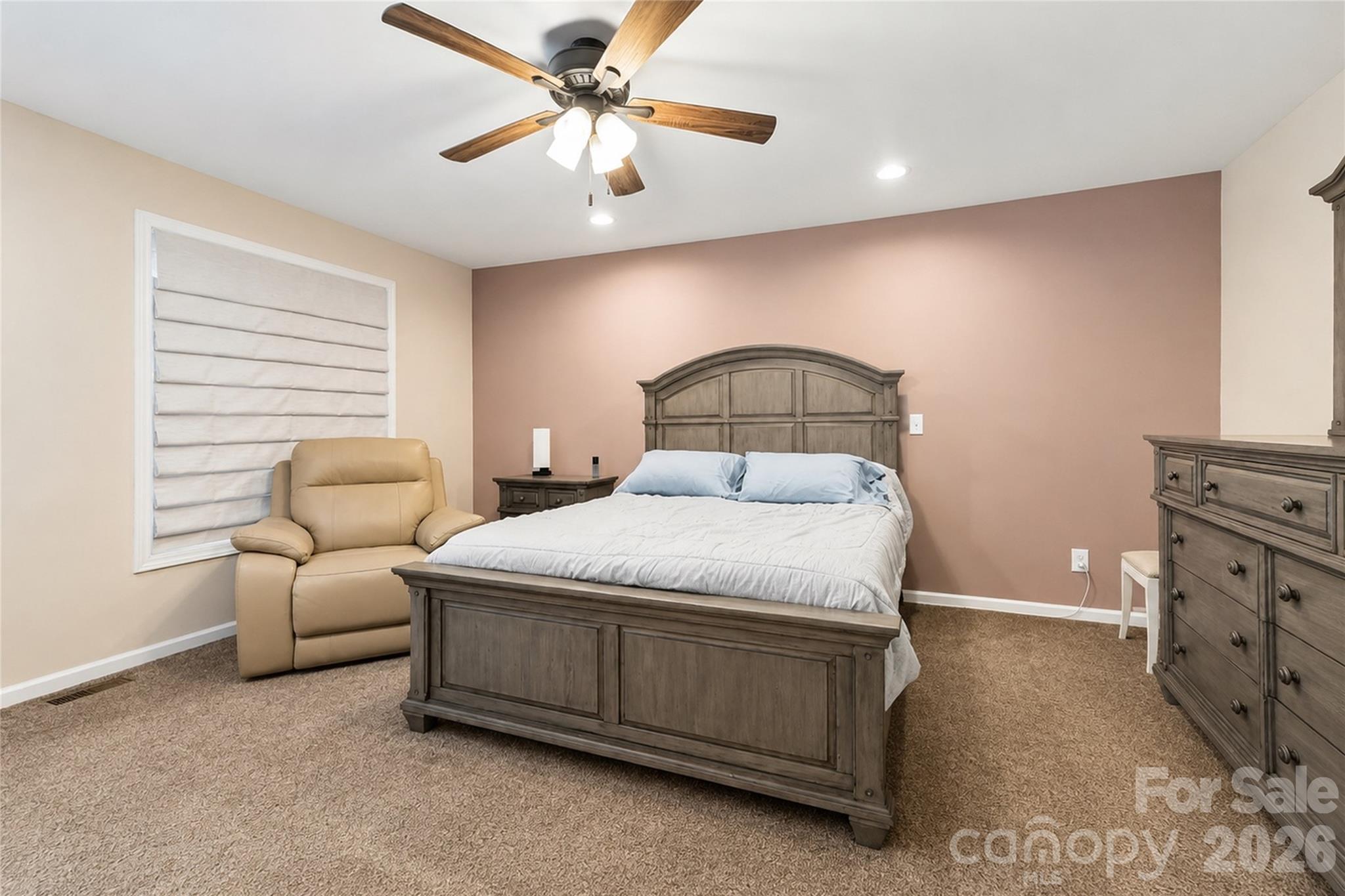6047 Chaucer Lane