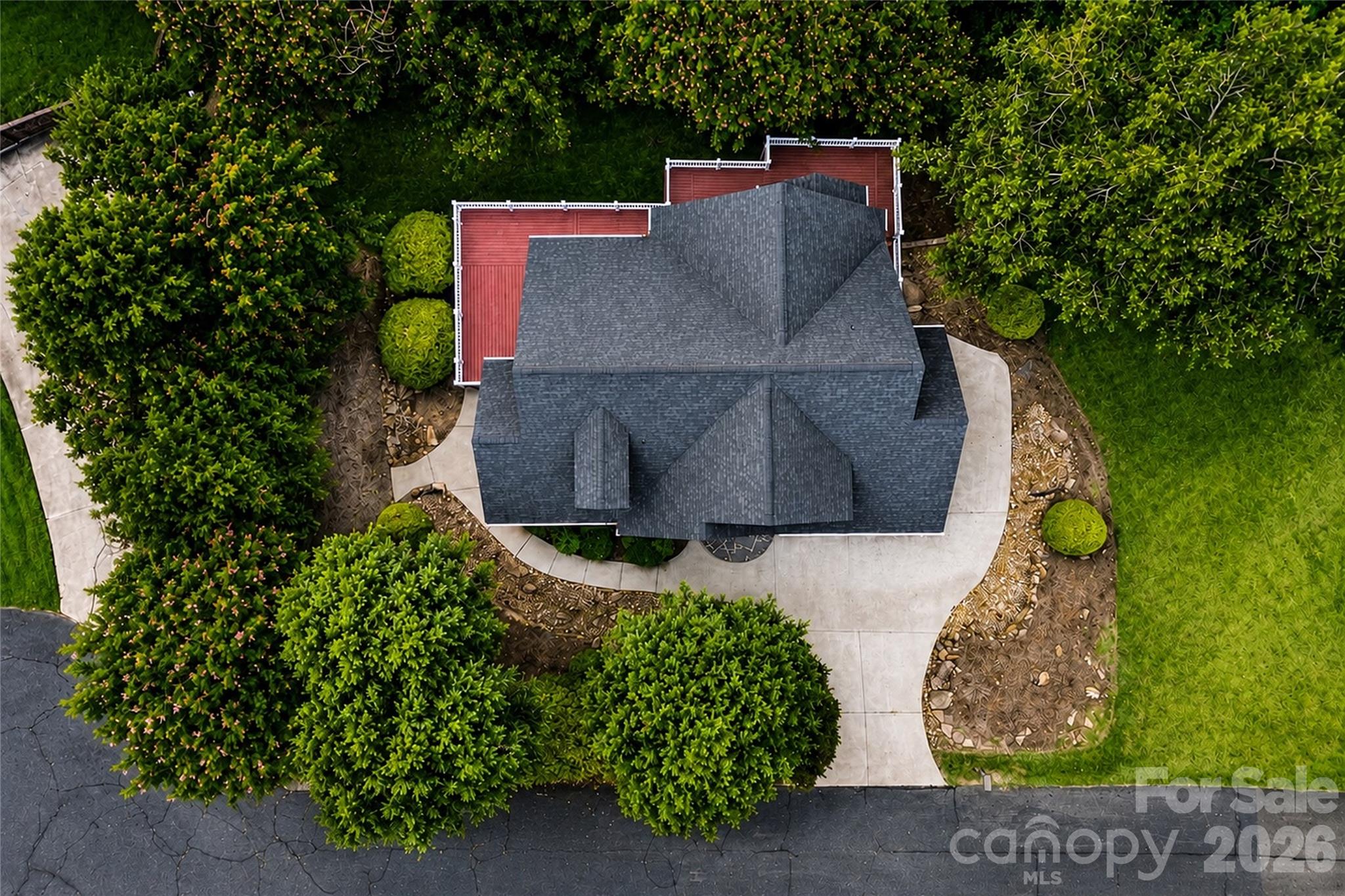 6047 Chaucer Lane