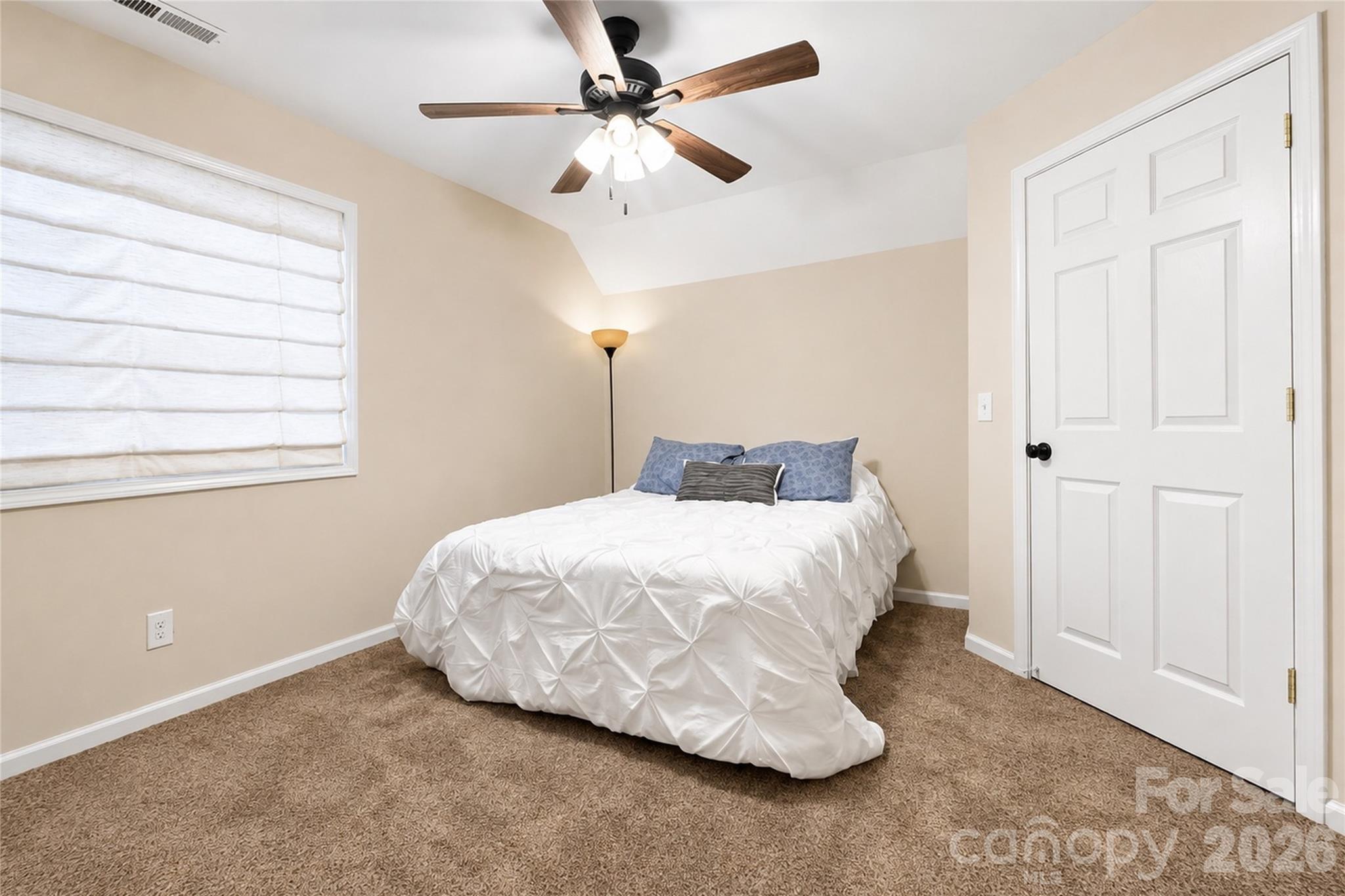 6047 Chaucer Lane