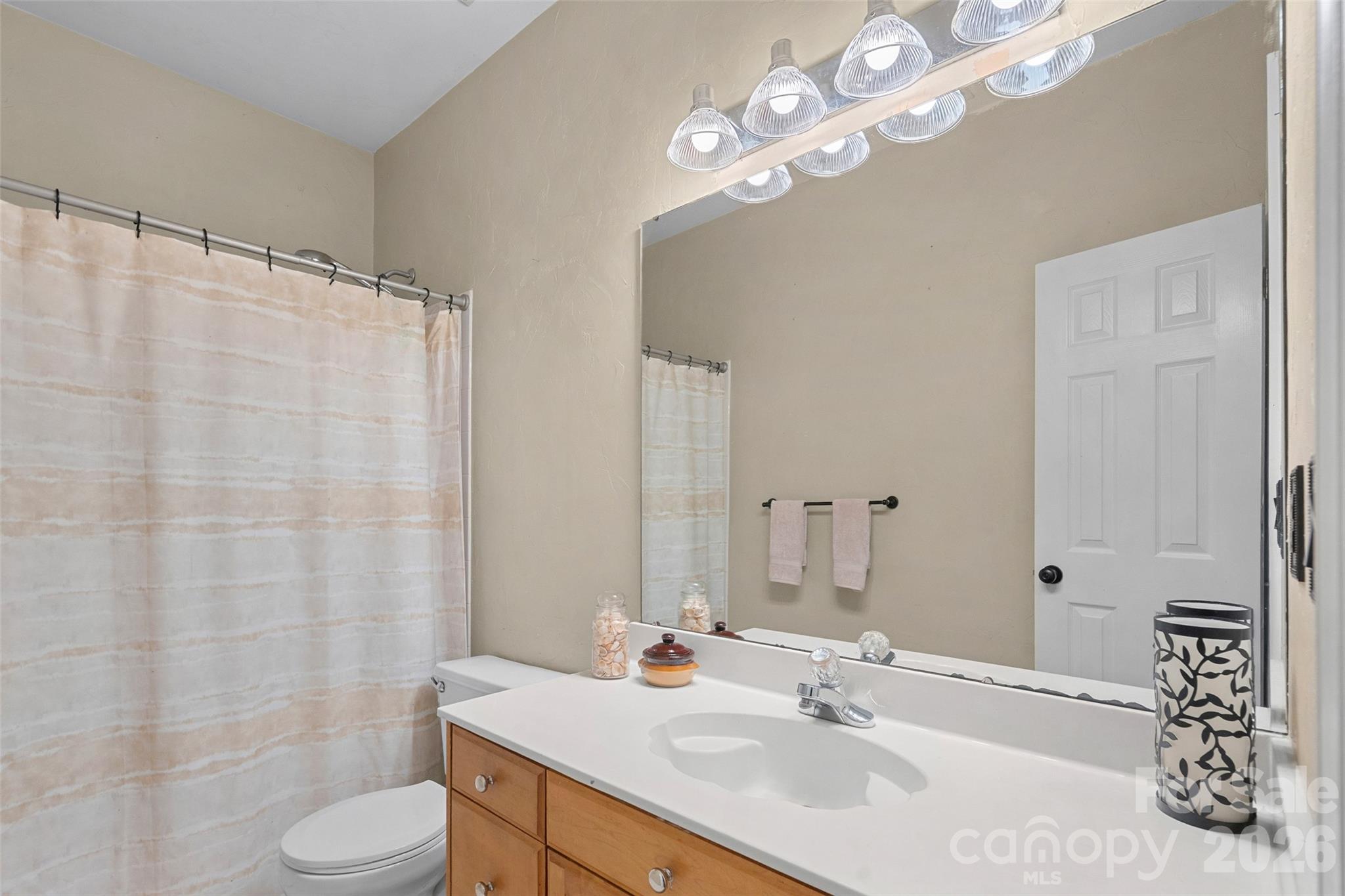 12507 Angel Oak Drive
