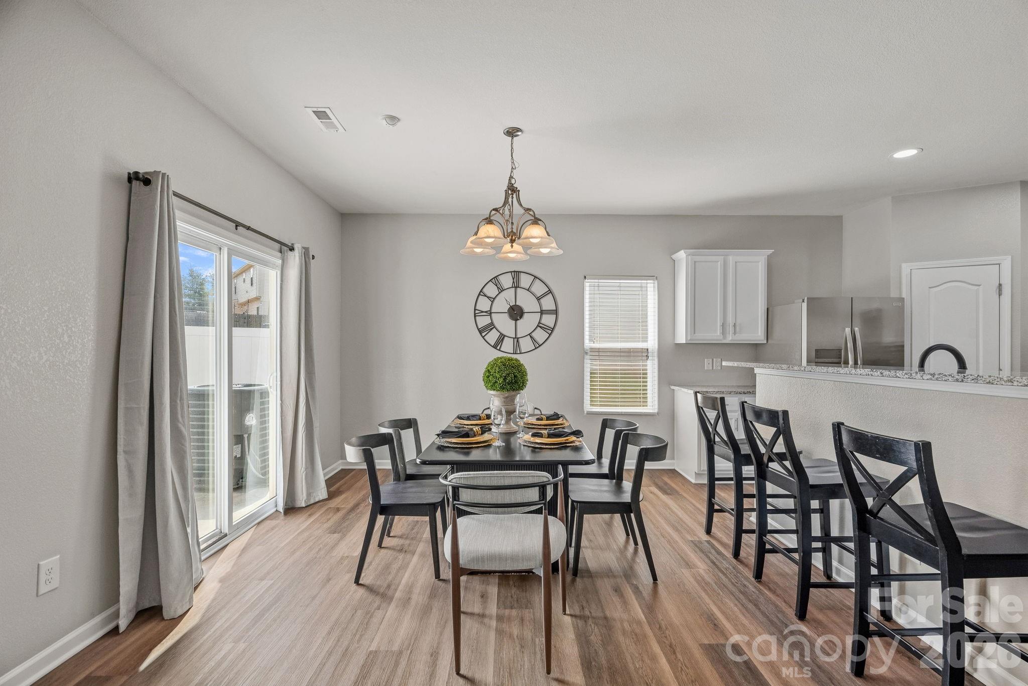 8226 Paw Valley Lane