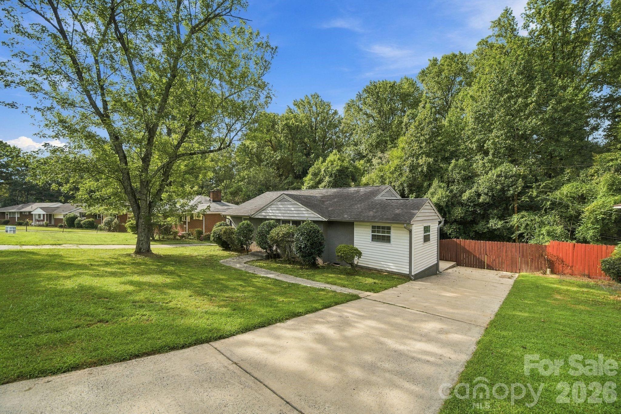 3307 Bonaire Drive