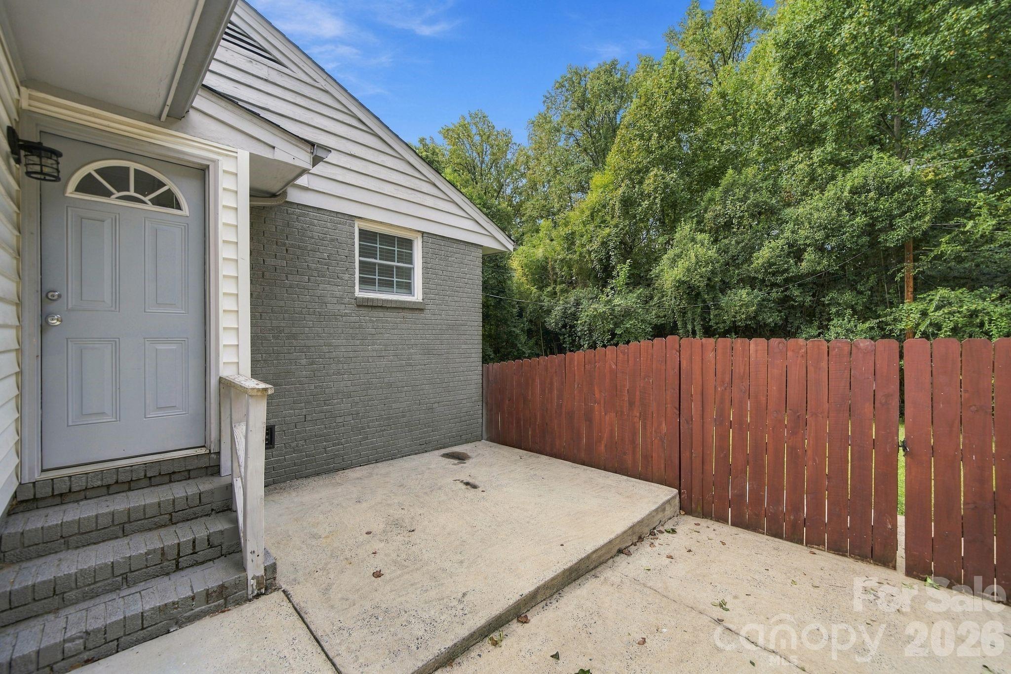 3307 Bonaire Drive