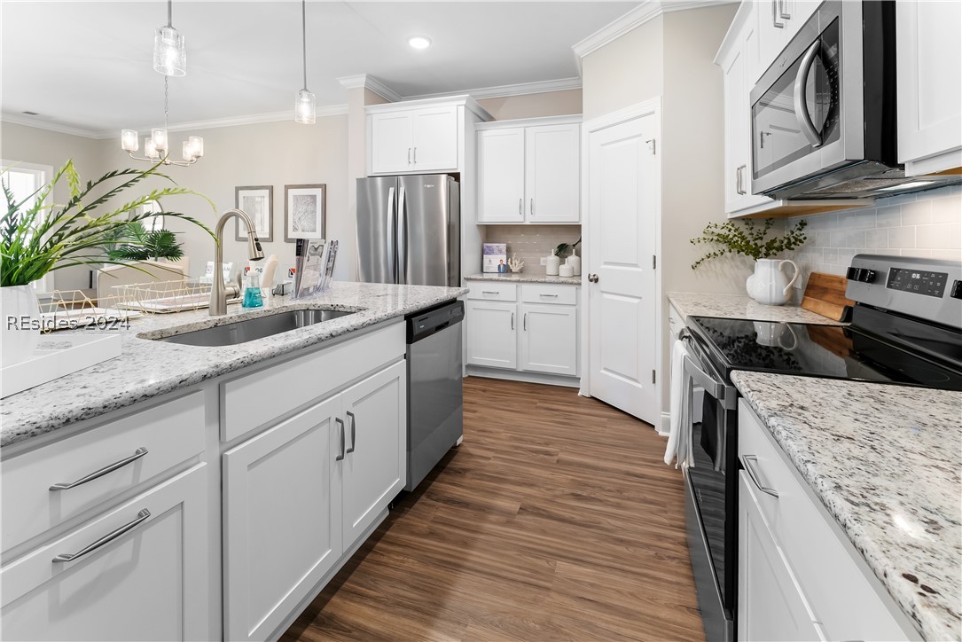 236 Bleecker Street S Unit: 35