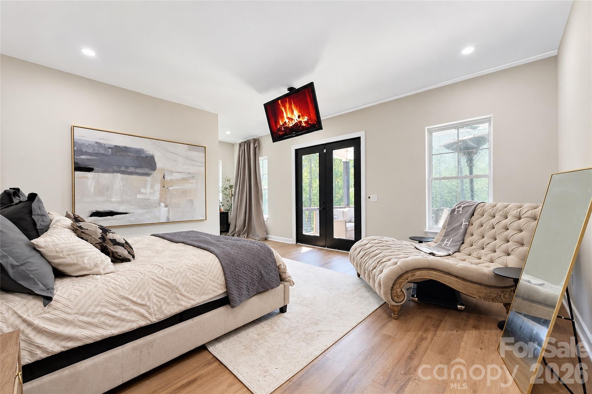 4987 Wildlife Lane