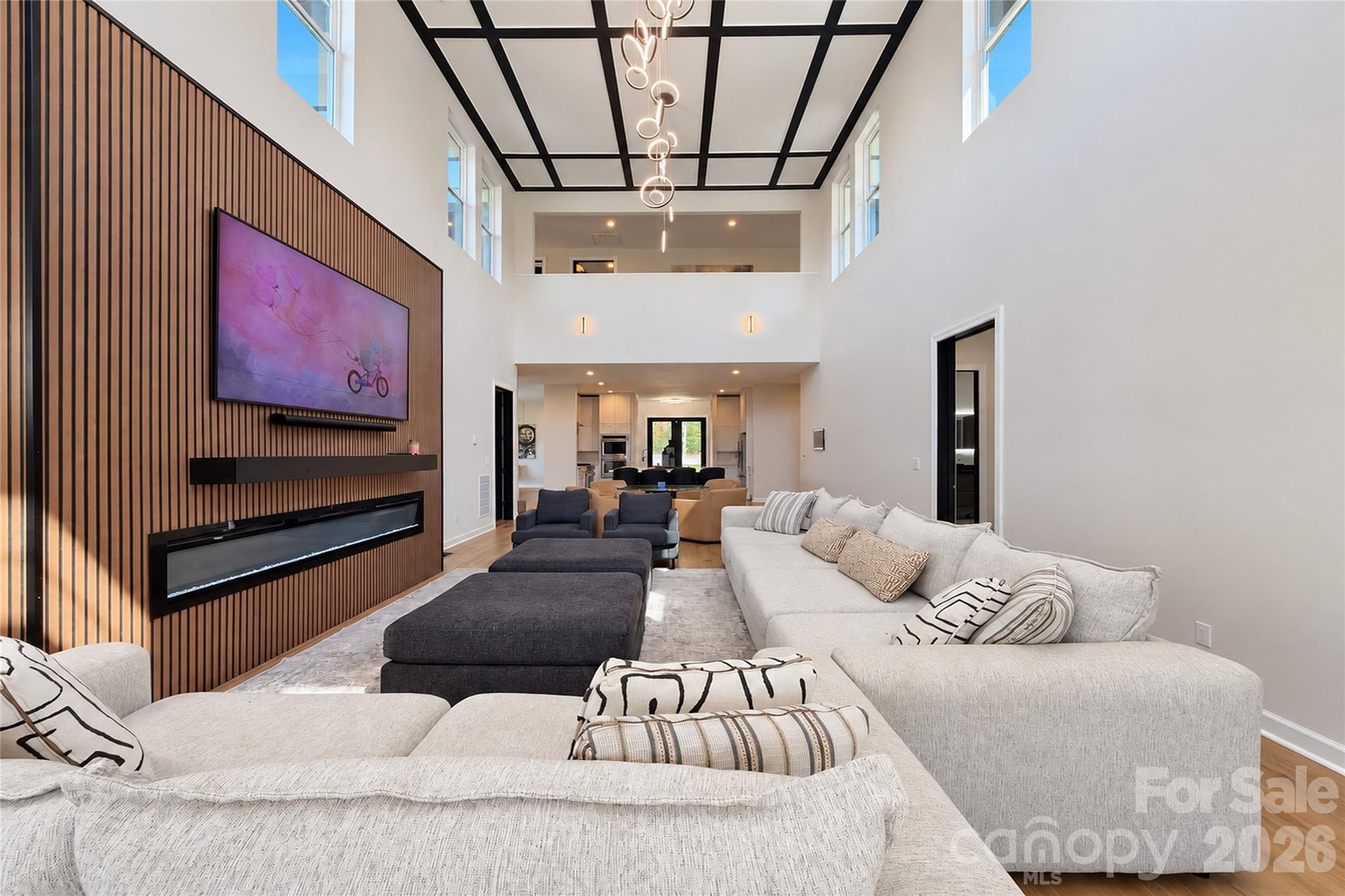 4987 Wildlife Lane