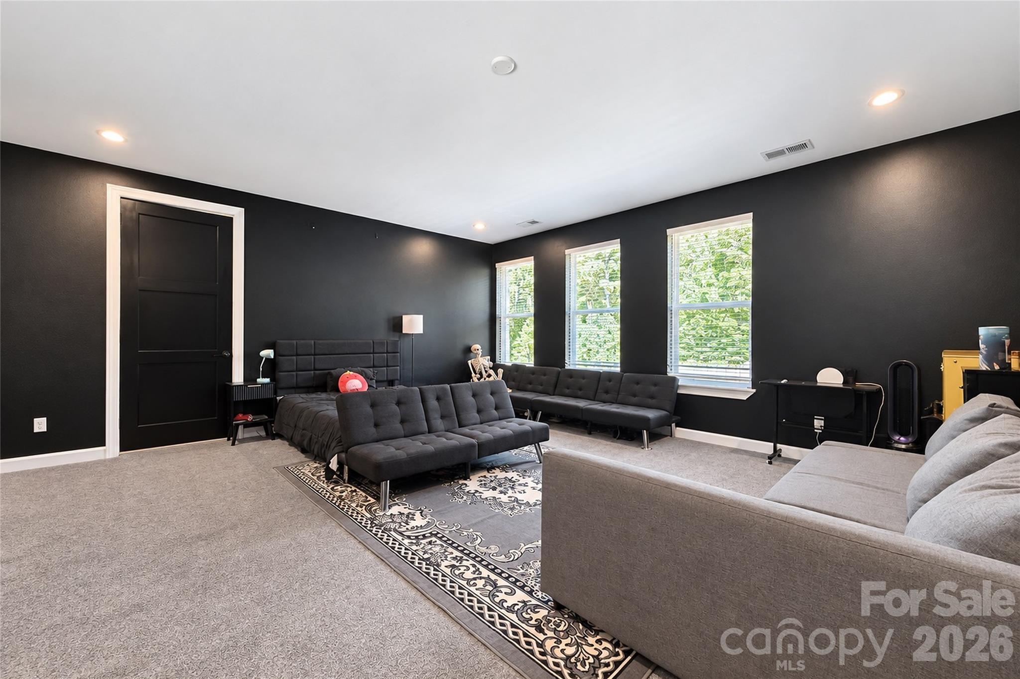 4987 Wildlife Lane