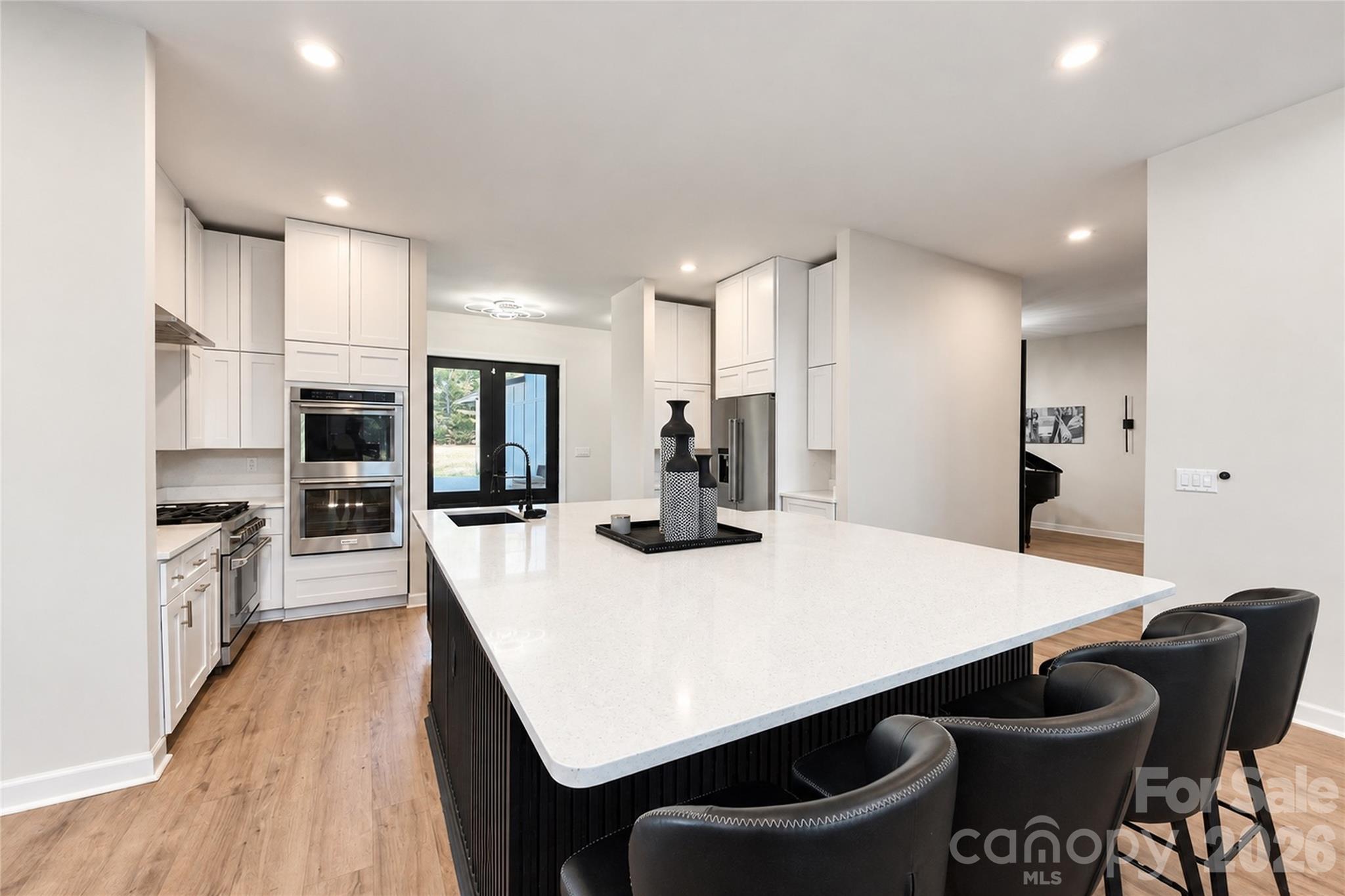 4987 Wildlife Lane