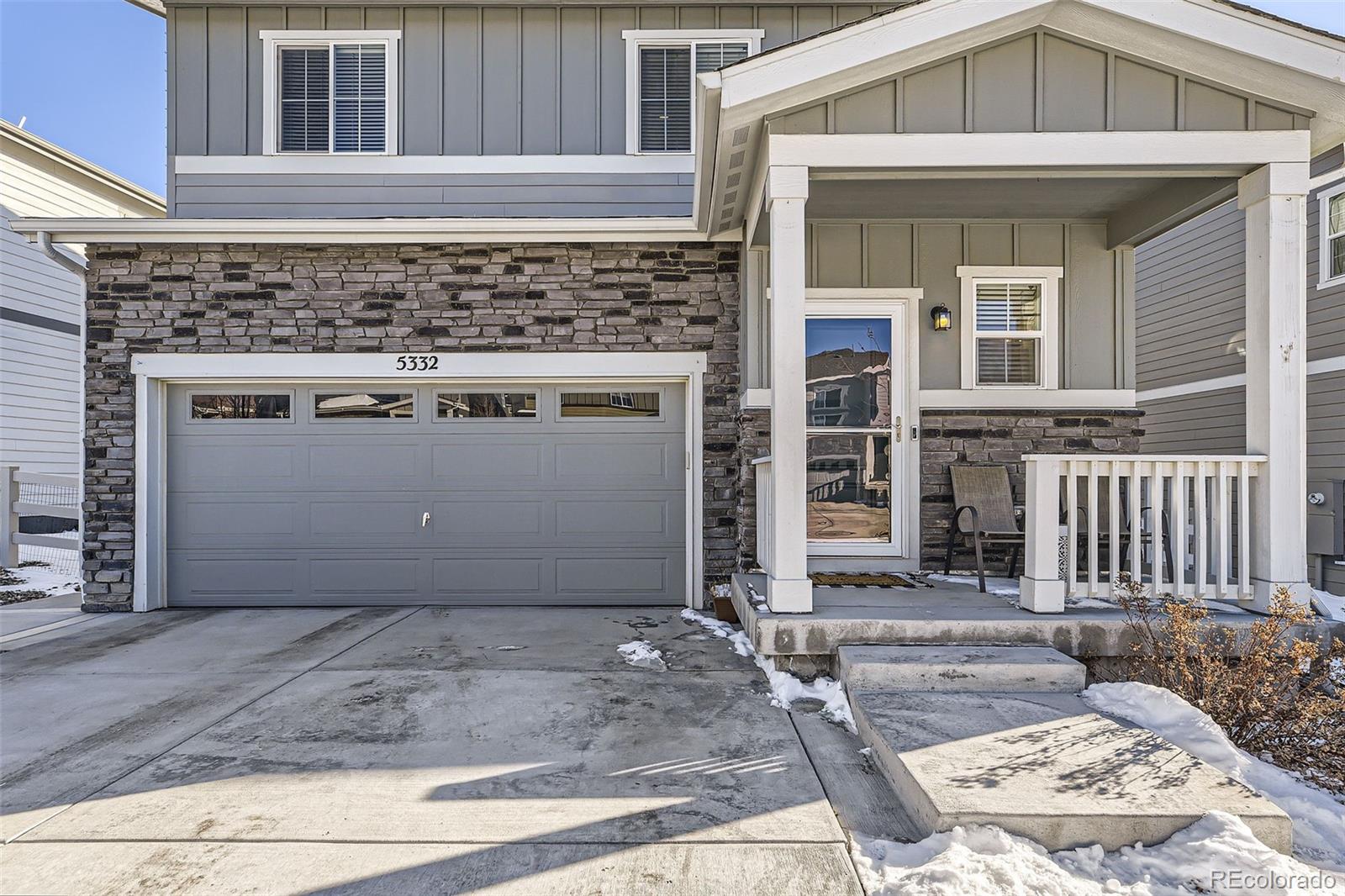 5332 Blue Lunar Lane