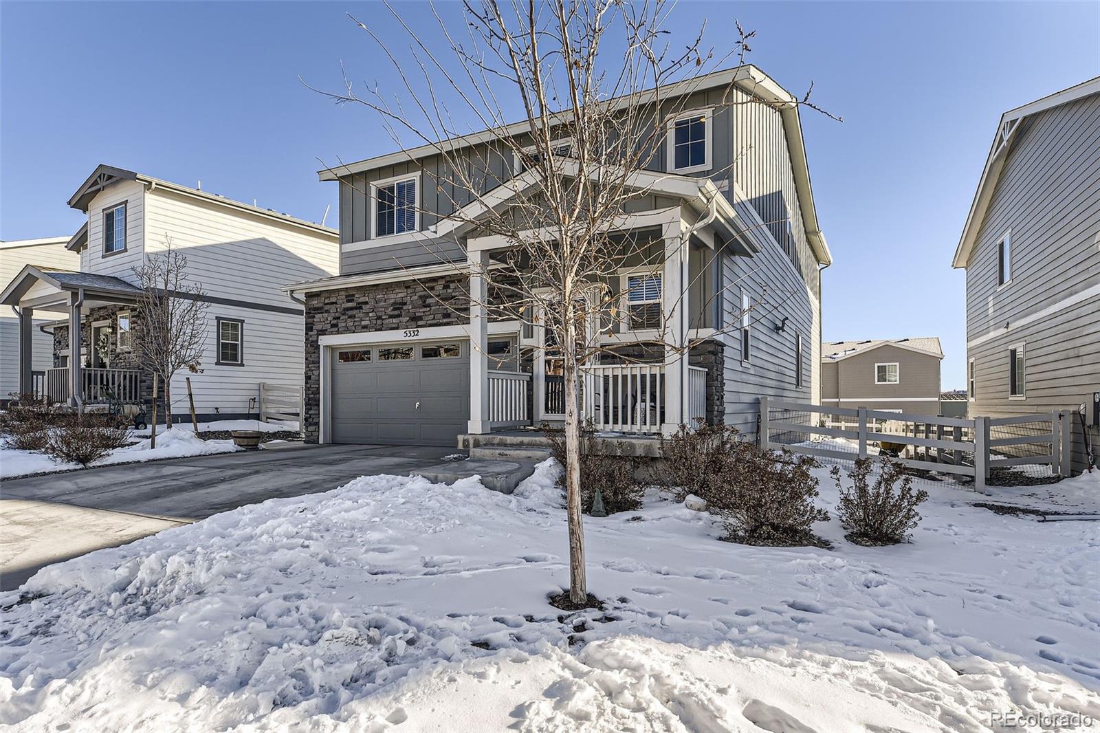 5332 Blue Lunar Lane