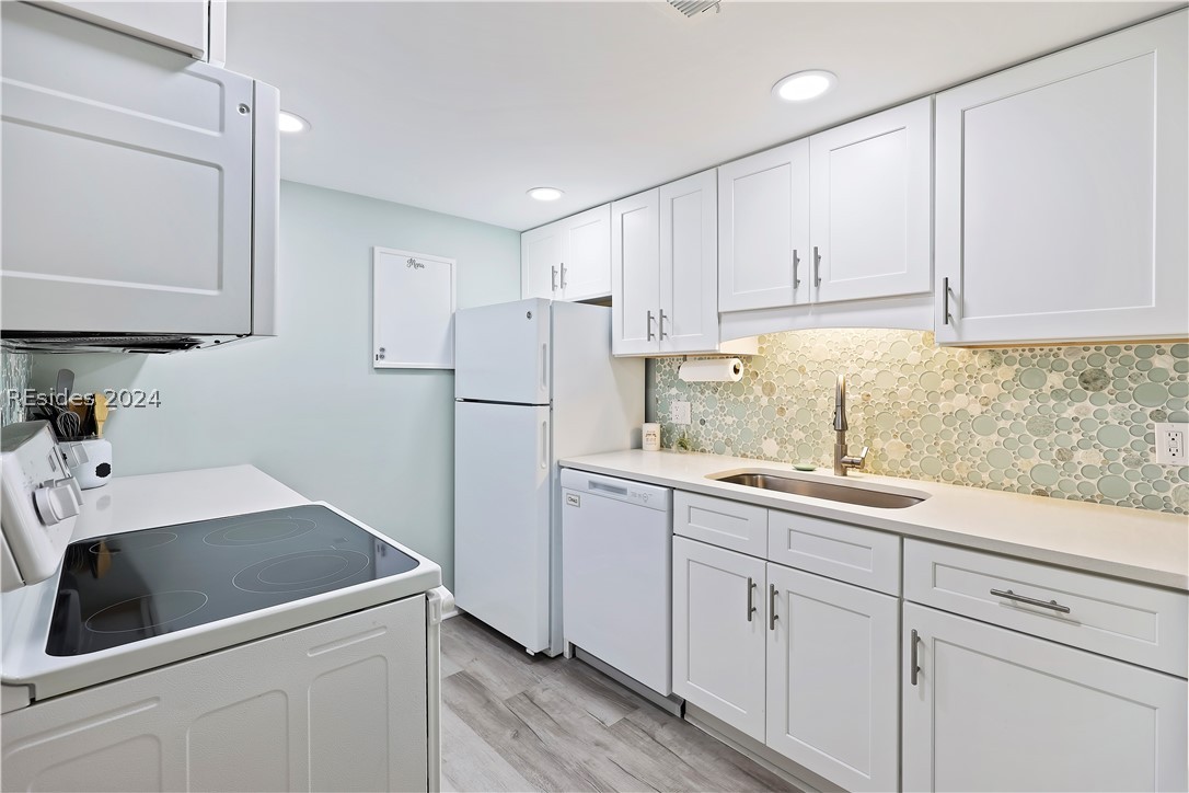 10 S Forest Beach Drive 106