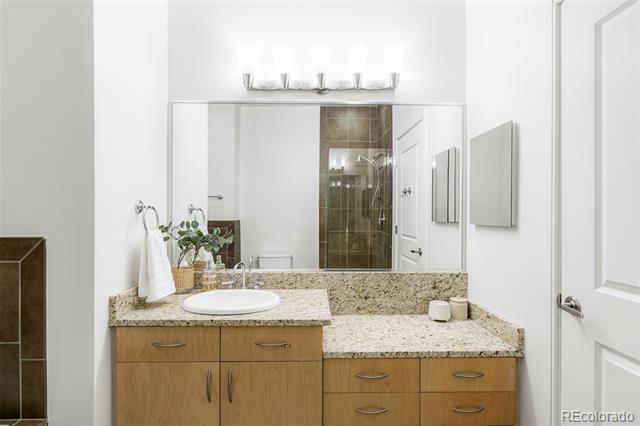 2958 Syracuse Street Unit: 406