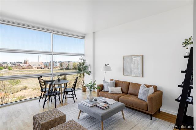 2958 Syracuse Street Unit: 406