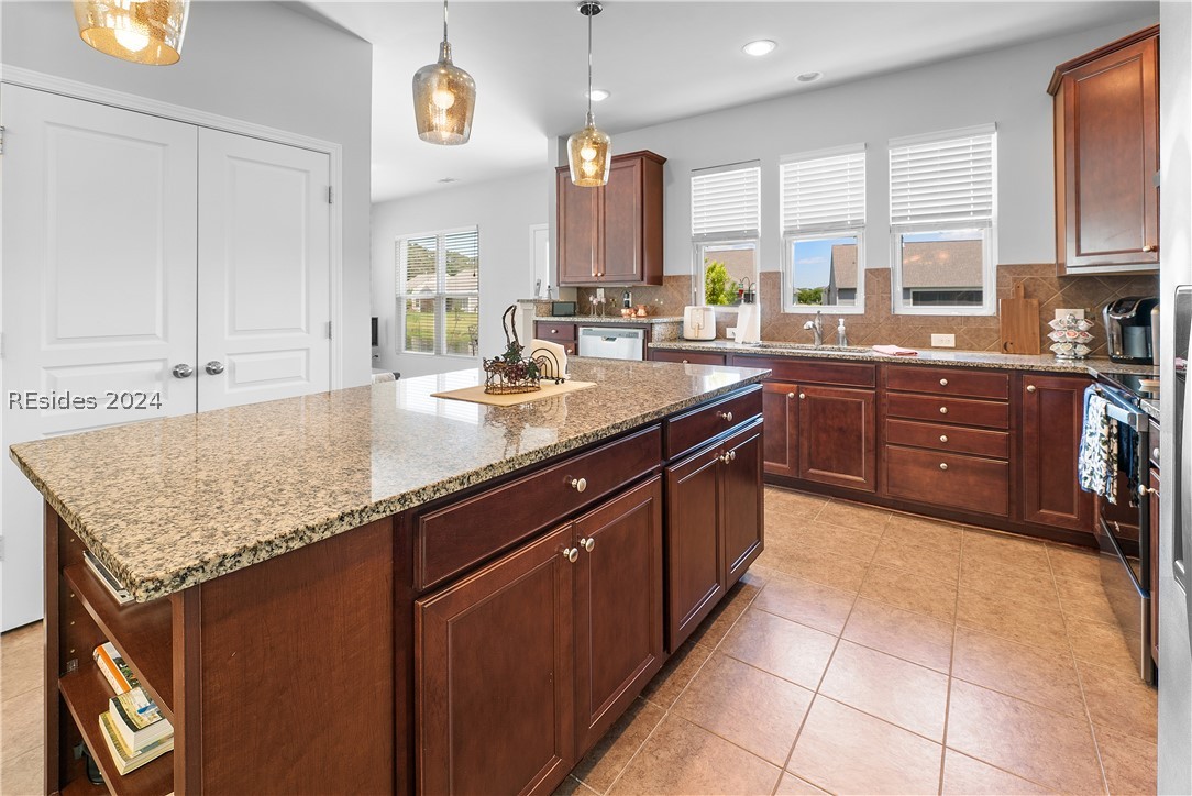 2434 Freshwater Lane