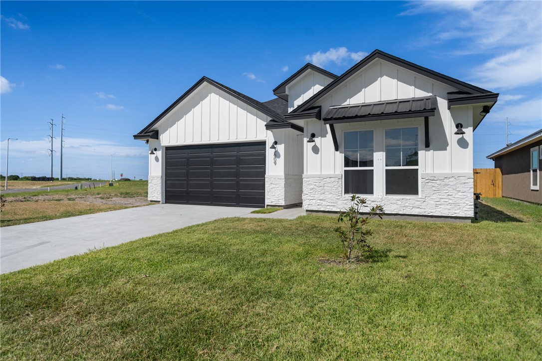 3609 Rebecca Dr
