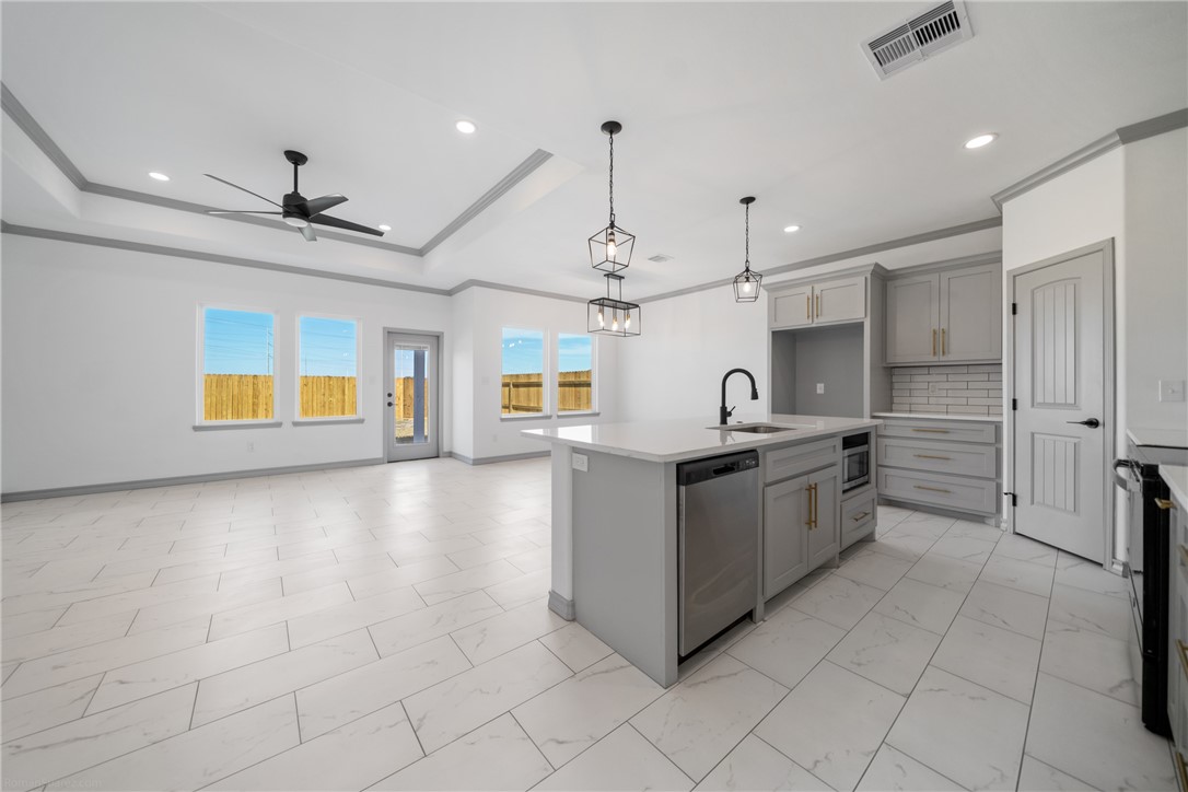 3609 Rebecca Dr