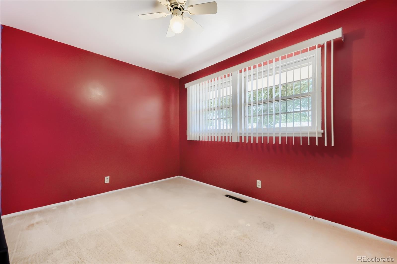2032 Ridgewood Lane