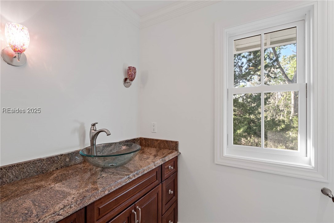 104 Barnaby Bluff