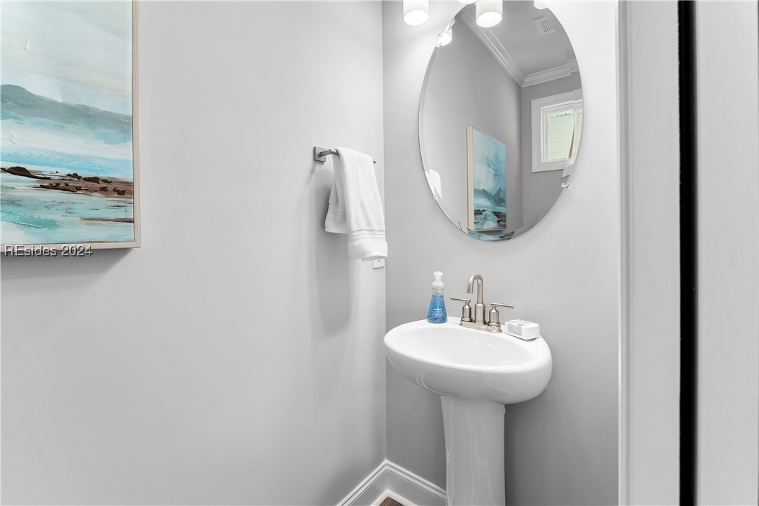 11 Mercer Street Unit: 40