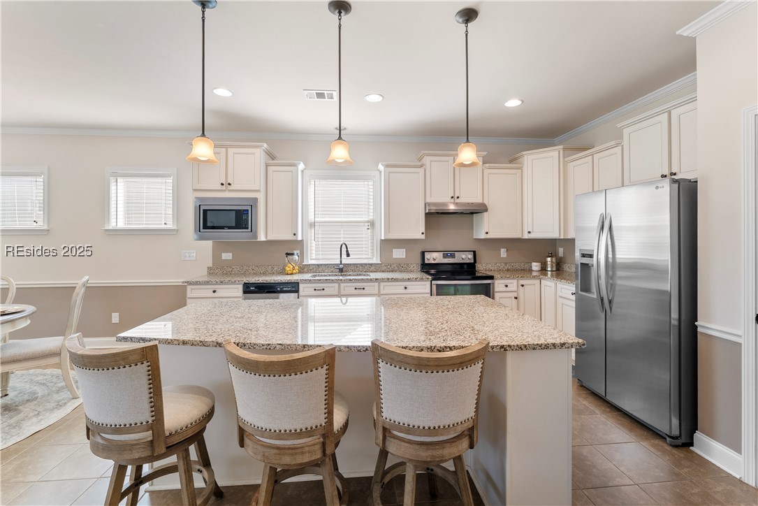 280 Knollwood Court