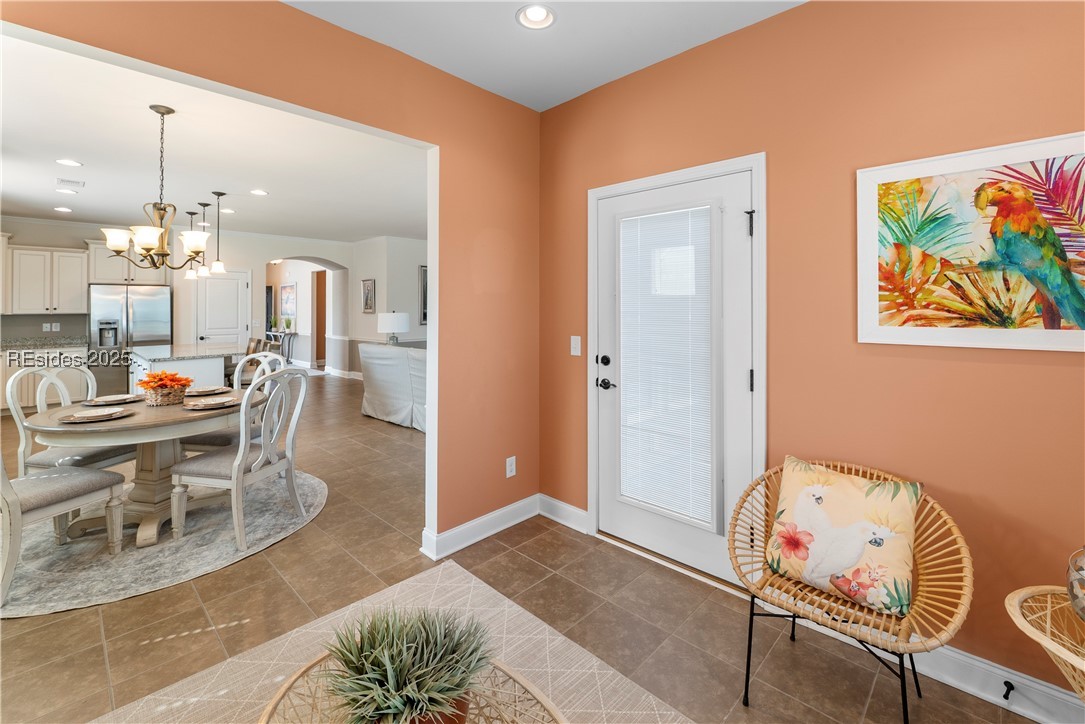 280 Knollwood Court
