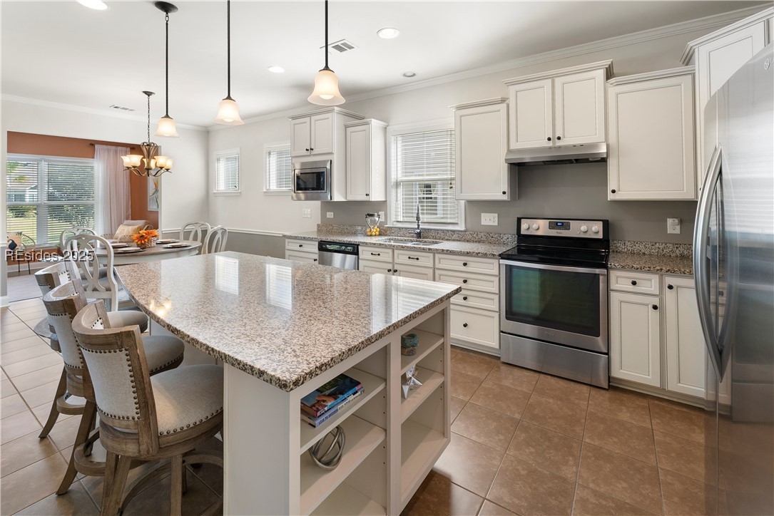 280 Knollwood Court