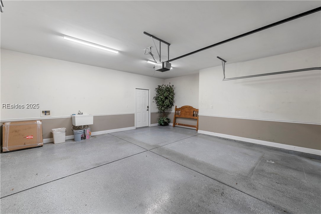 280 Knollwood Court