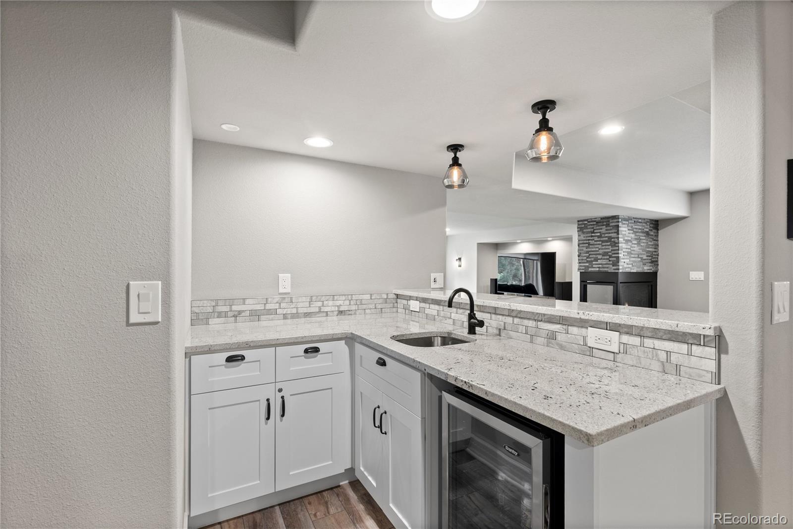 529 Rita Place