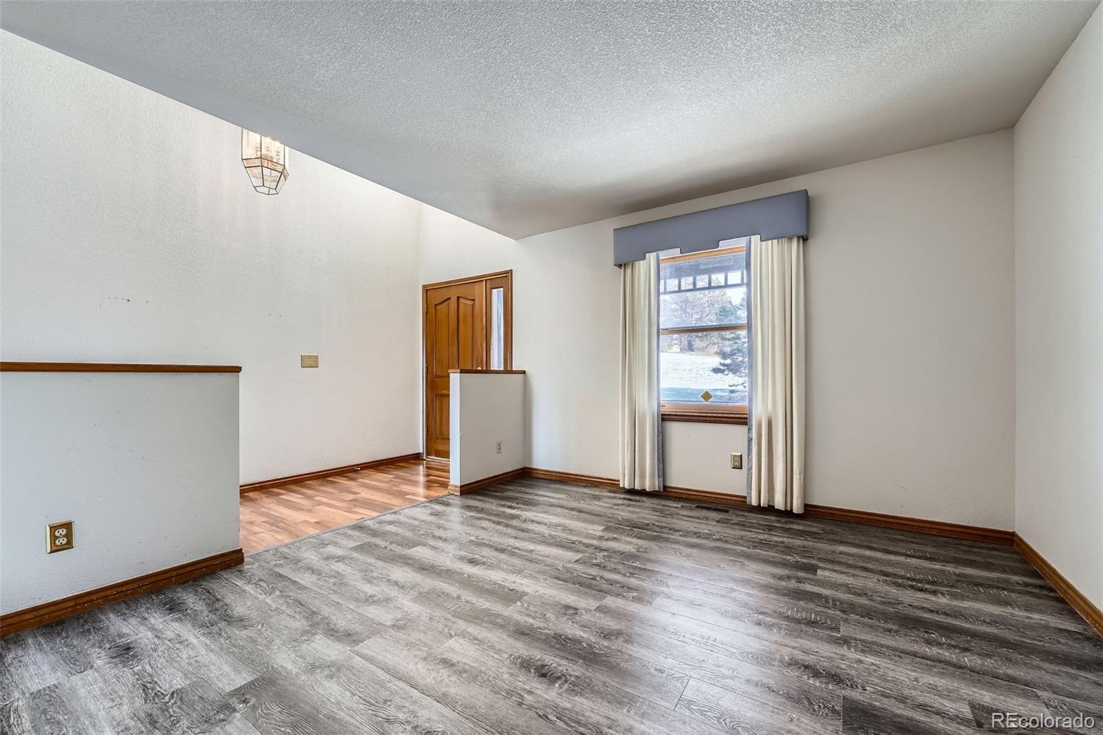 4805 Moonshine Ridge Trail