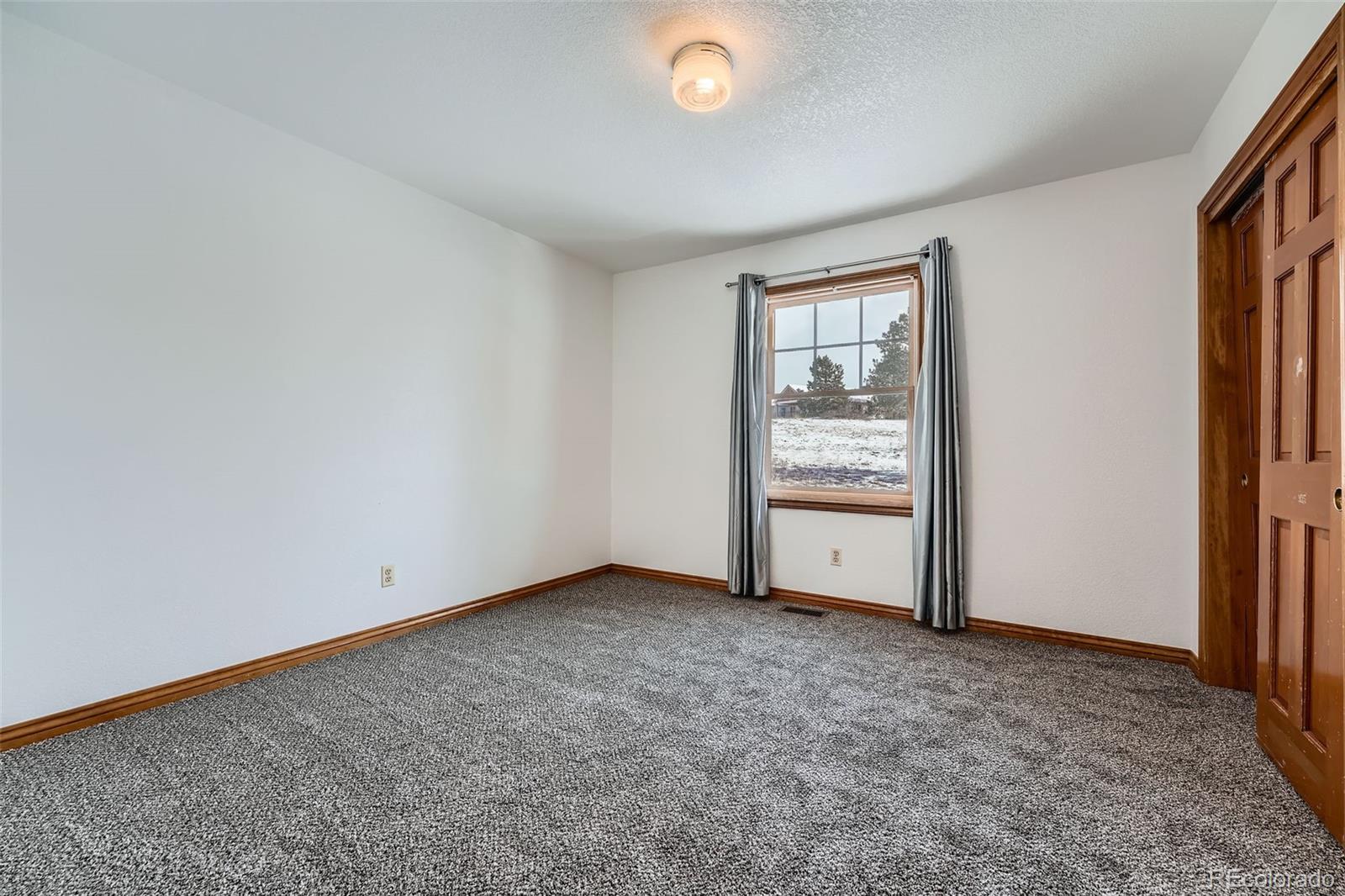 4805 Moonshine Ridge Trail