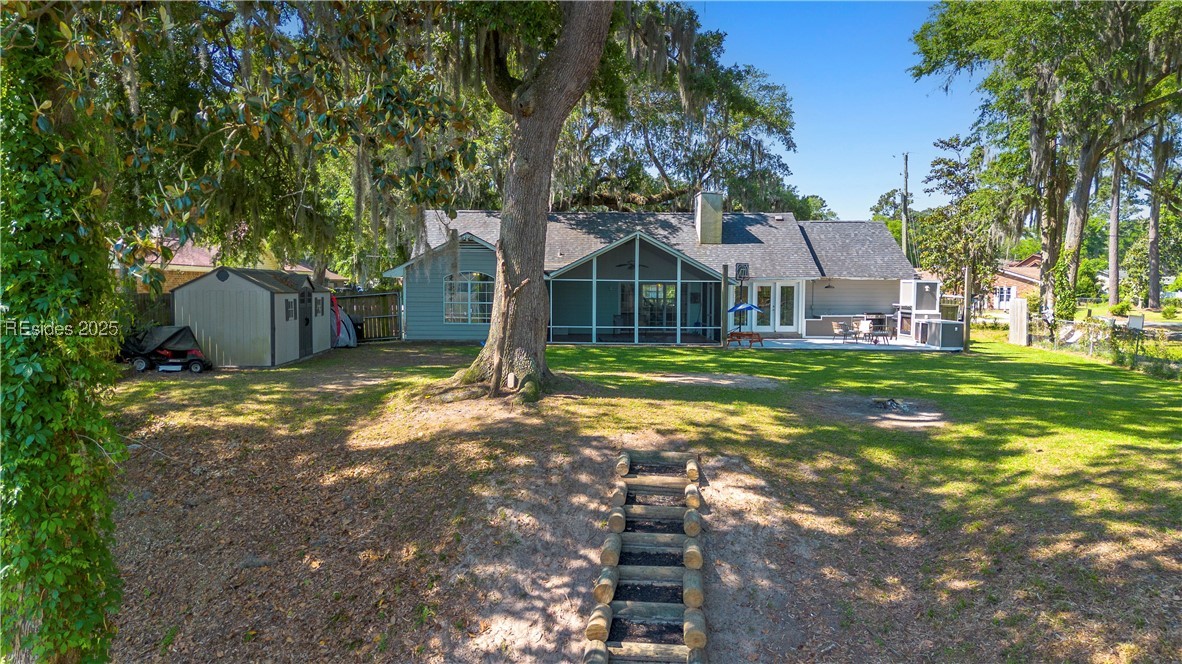 6116 Vaux Road