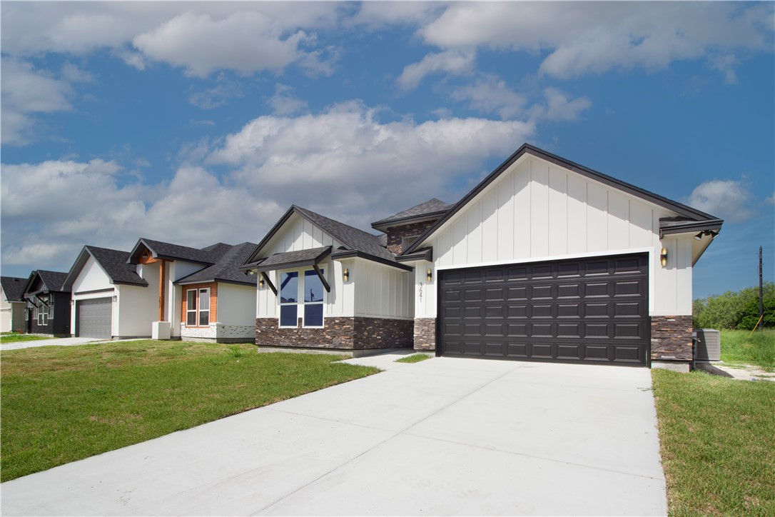 3641 Rebecca Dr