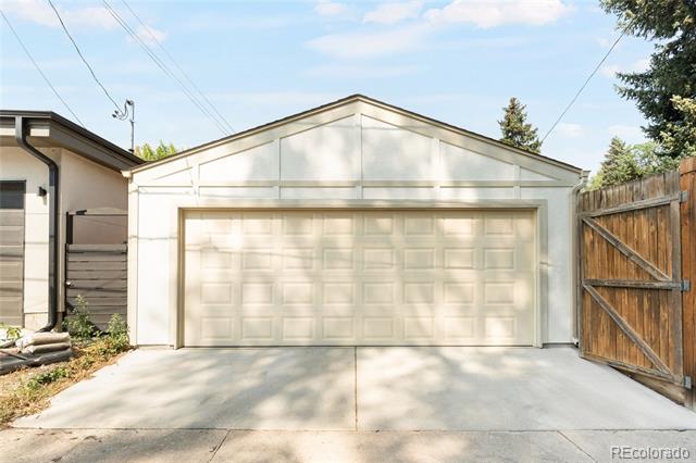 2068 Jasmine Street