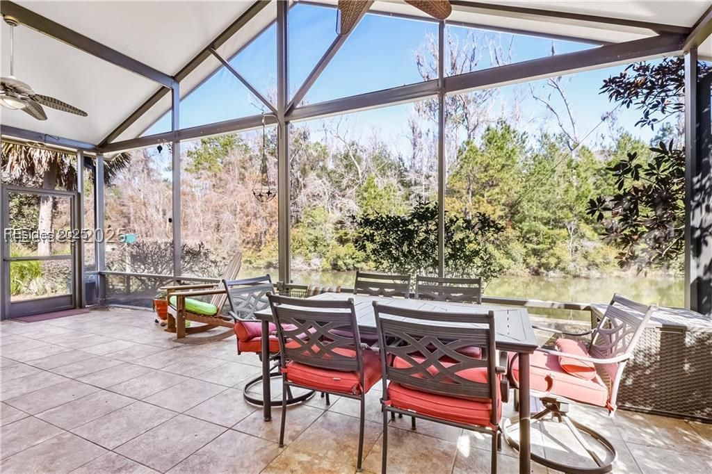 47 Raven Glass Lane
