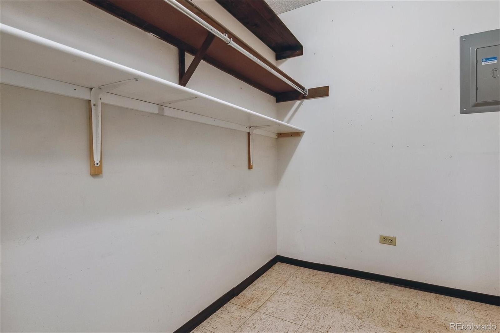 9625 E Center Avenue Unit: 4A