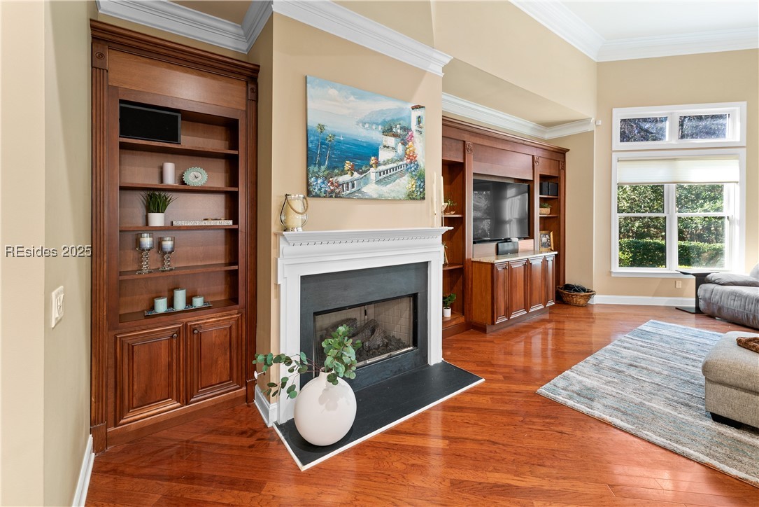6 Dryden Cir