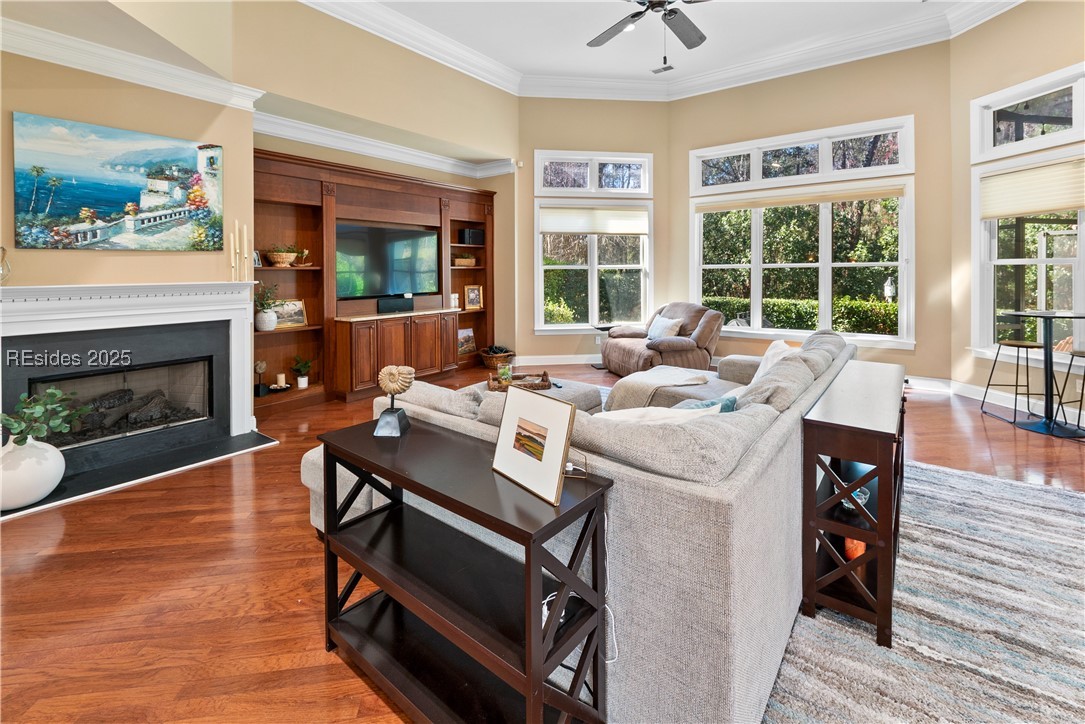 6 Dryden Cir