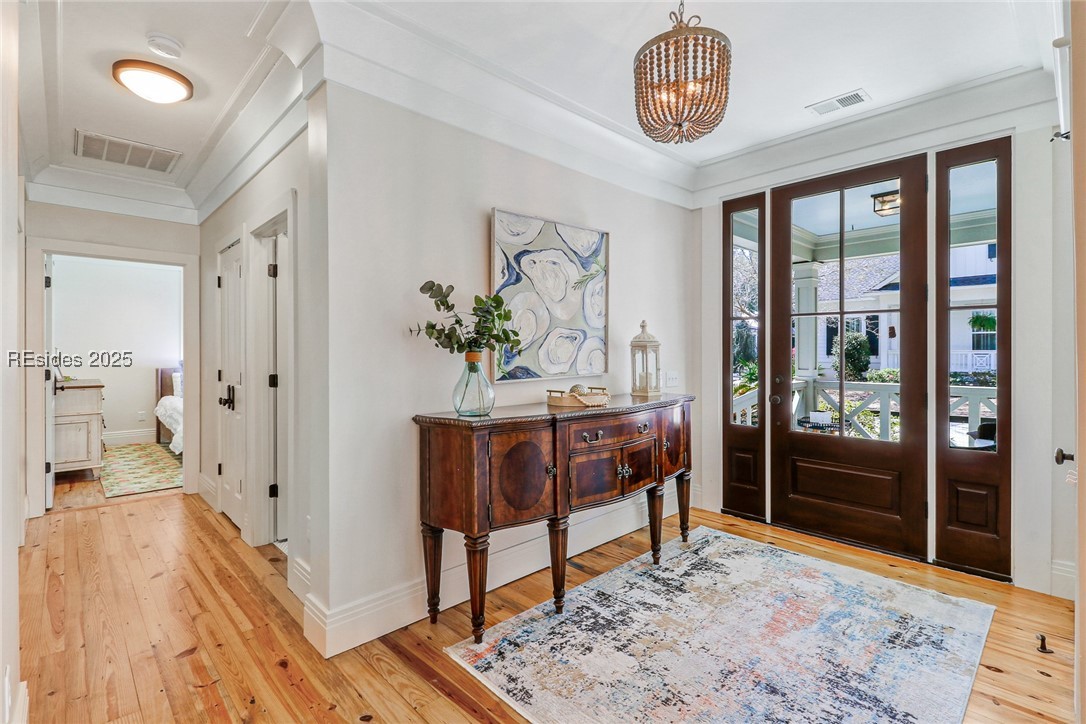 13 Lawrence Street