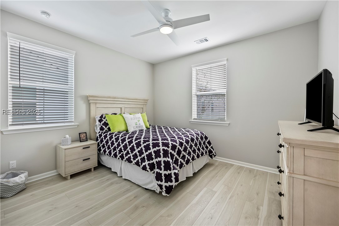 1418 Shoreside Dr Unit: 102