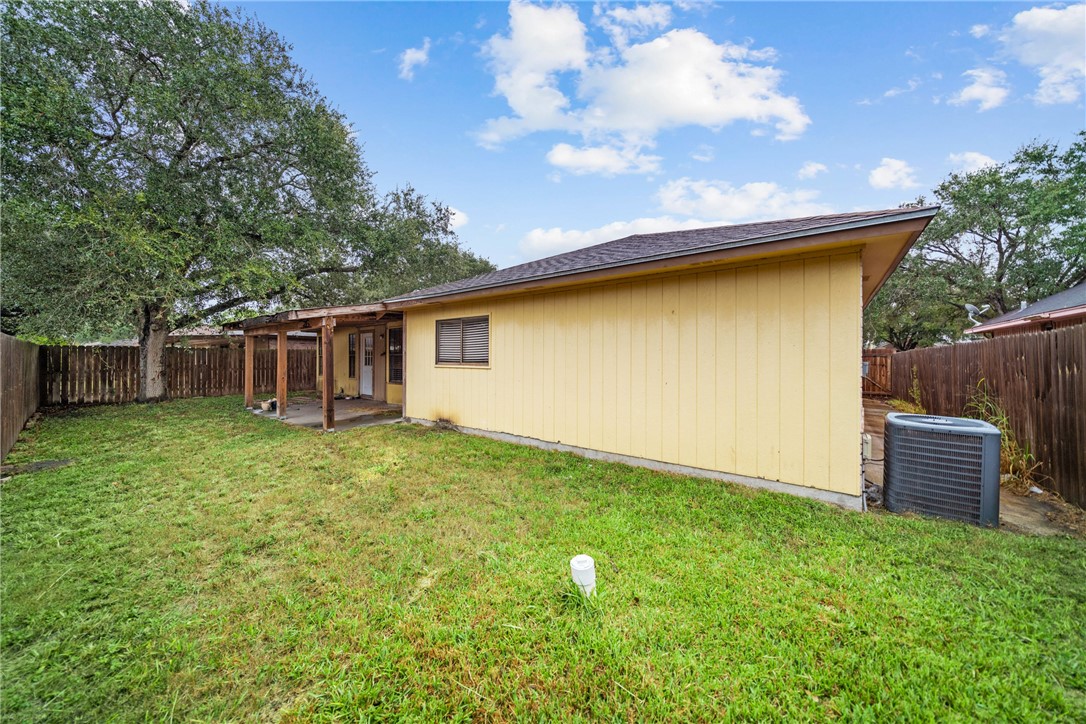 3509 S Washam Dr