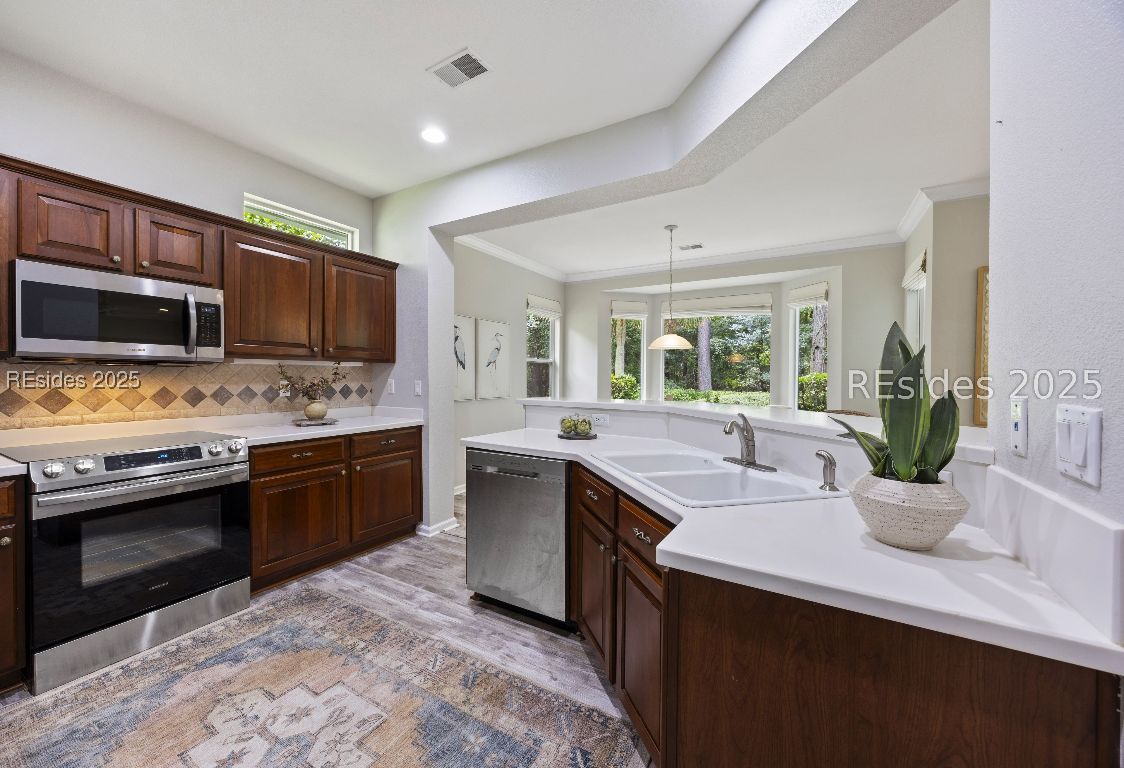 6 Bellavista Court