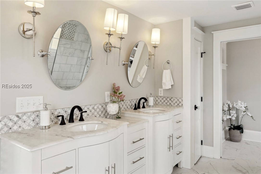 808 Washington Street