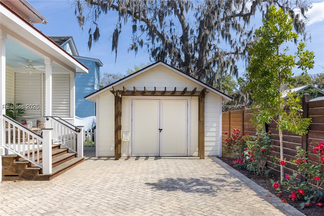 808 Washington Street