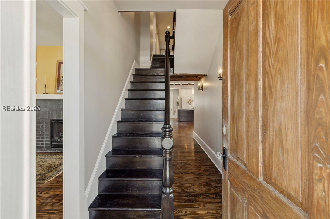 808 Washington Street